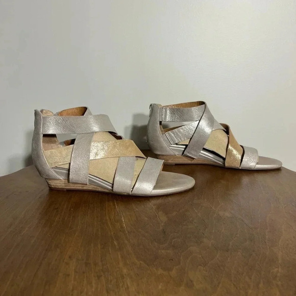 Sofft Rosaria Leather Sandals in Anthrocite, Size 9 - Picture 1 of 9
